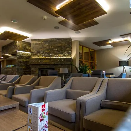 思卡尔尼酒店 3* 扎科帕内