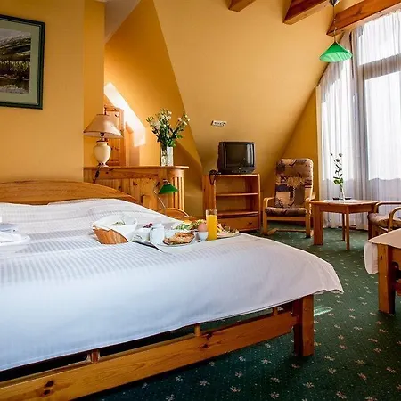 Skalny Hotel 3*